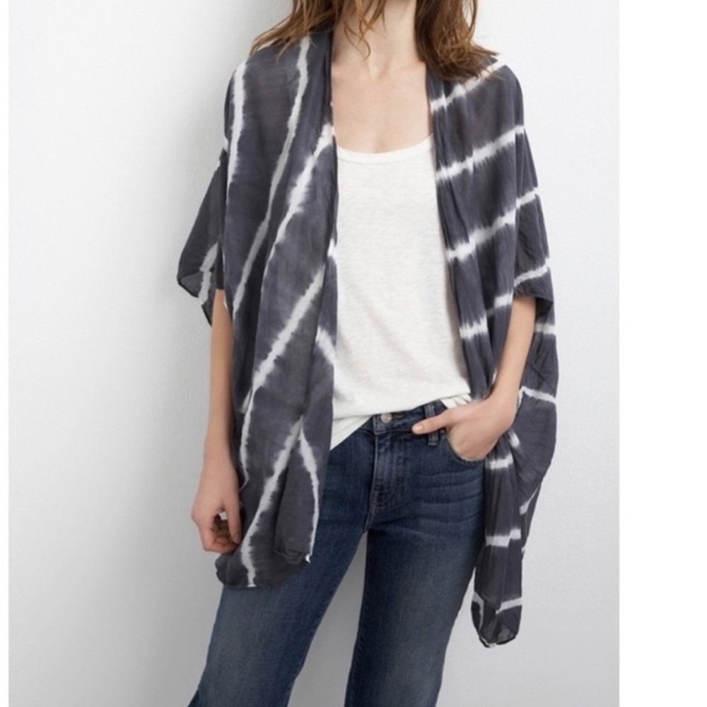 Velvet By Graham & Spencer Tie Dye Kimono